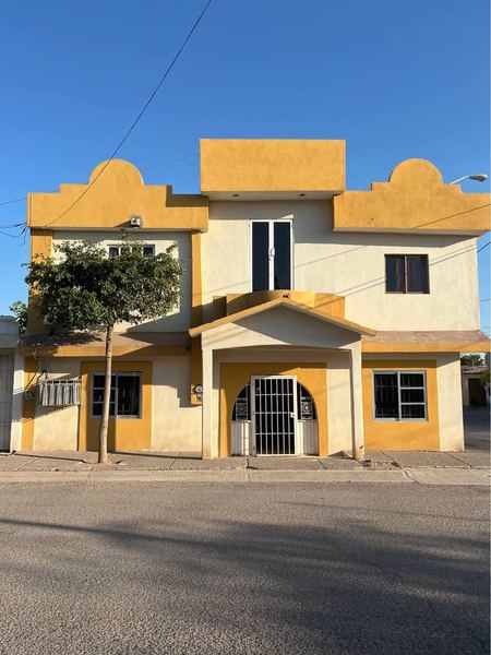 AMPLIA Y ACOGEDORA CASA LISTA PARA HABITAR UBICADA EN COLONIA 10 DE ABRIL, GUAMÚCHIL, SINALOA